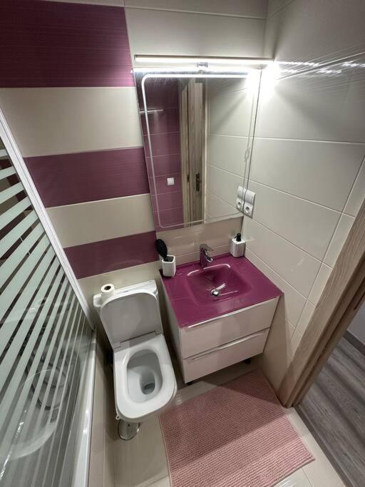 Cozy 1-Bedroom Apartment Madrid Extérieur photo